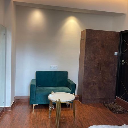 The Taaj Inn バンガロール エクステリア 写真