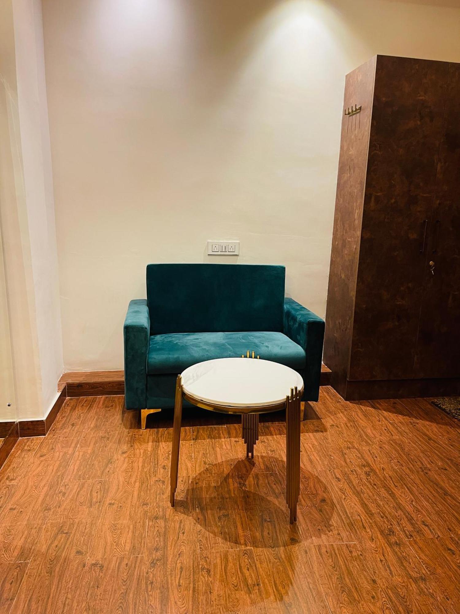 The Taaj Inn バンガロール エクステリア 写真